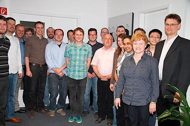 Stipendianten besuchen die Quality Automation GmbH