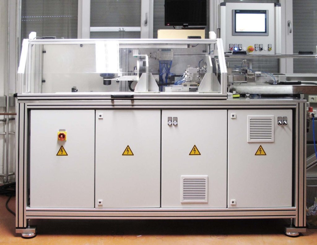Quality Automation – Success Story – Verbesserung einer Fadenschneidemaschine zur Produktion von medizinischen Fäden